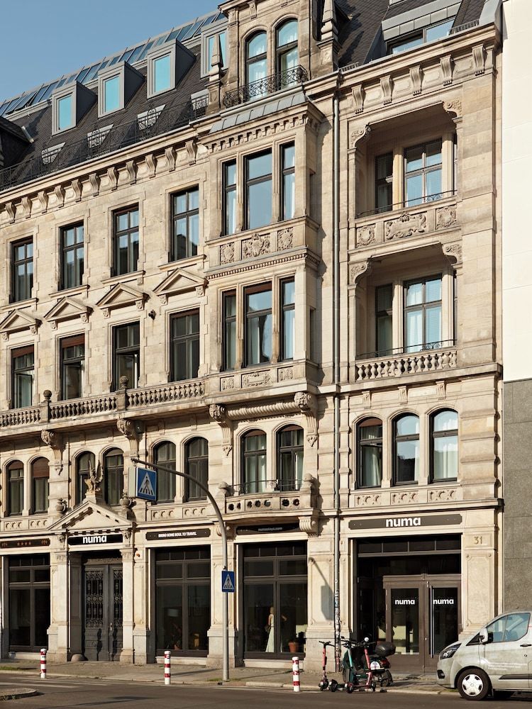 undefined Numa Berlin Arc 3