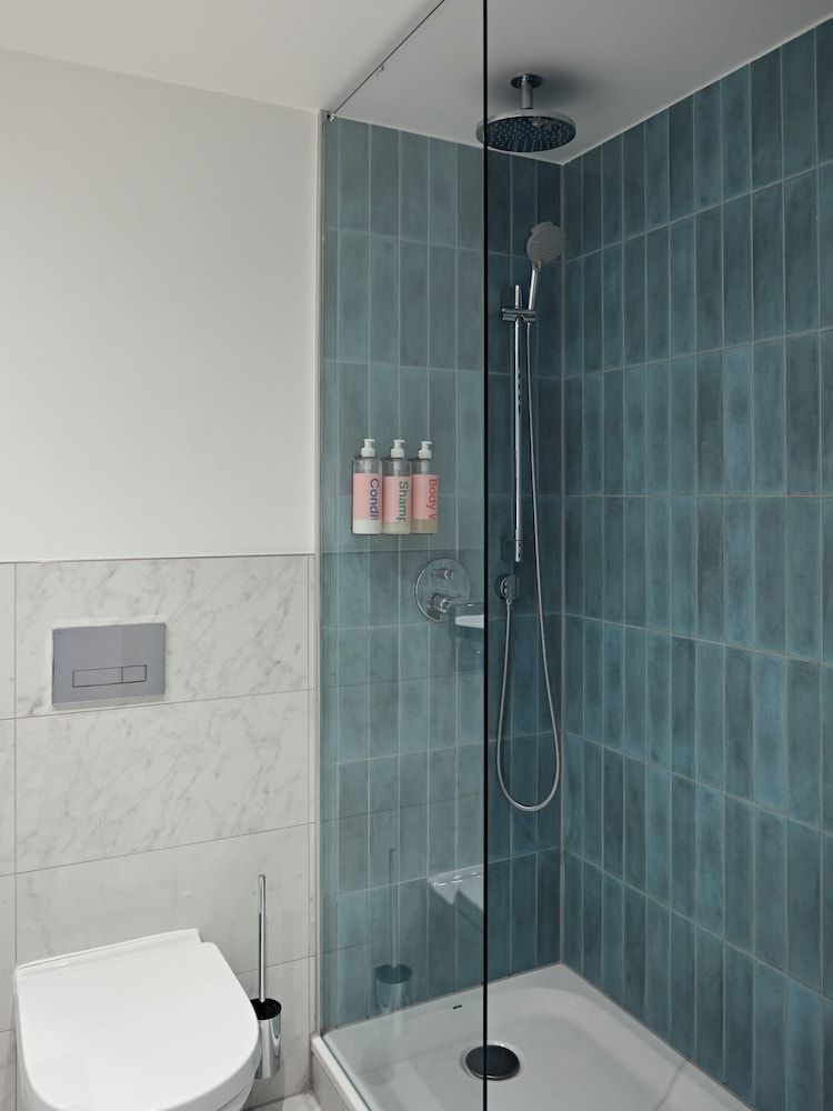 undefined Numa Berlin Arc 6