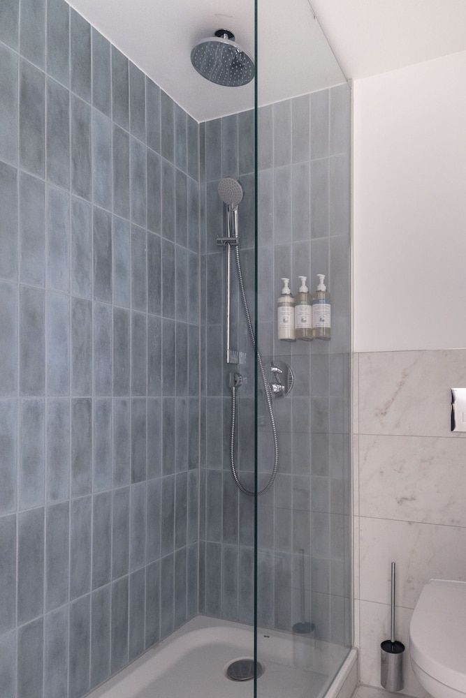 Numa Berlin Arc Medium Room - Twin Beds 5