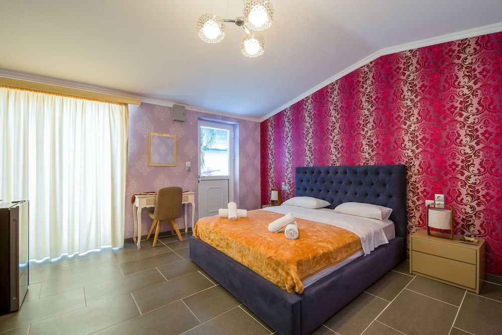 Junior Suite (3 Adults)