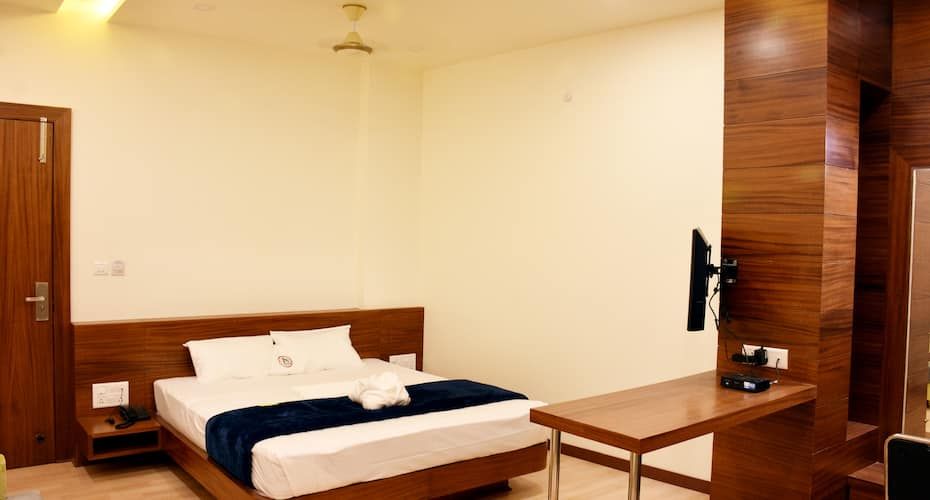 The Hotel Aman Palace Superior room