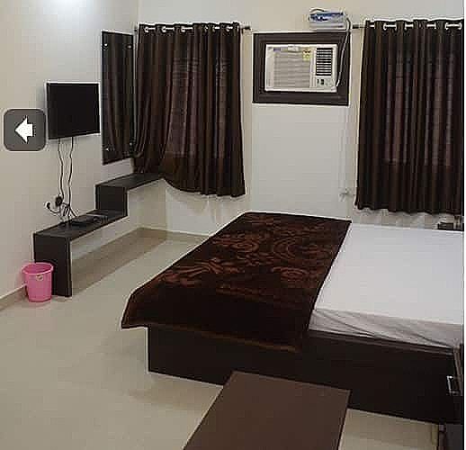 Hotel Kanchan Villa Standard AC Room 2
