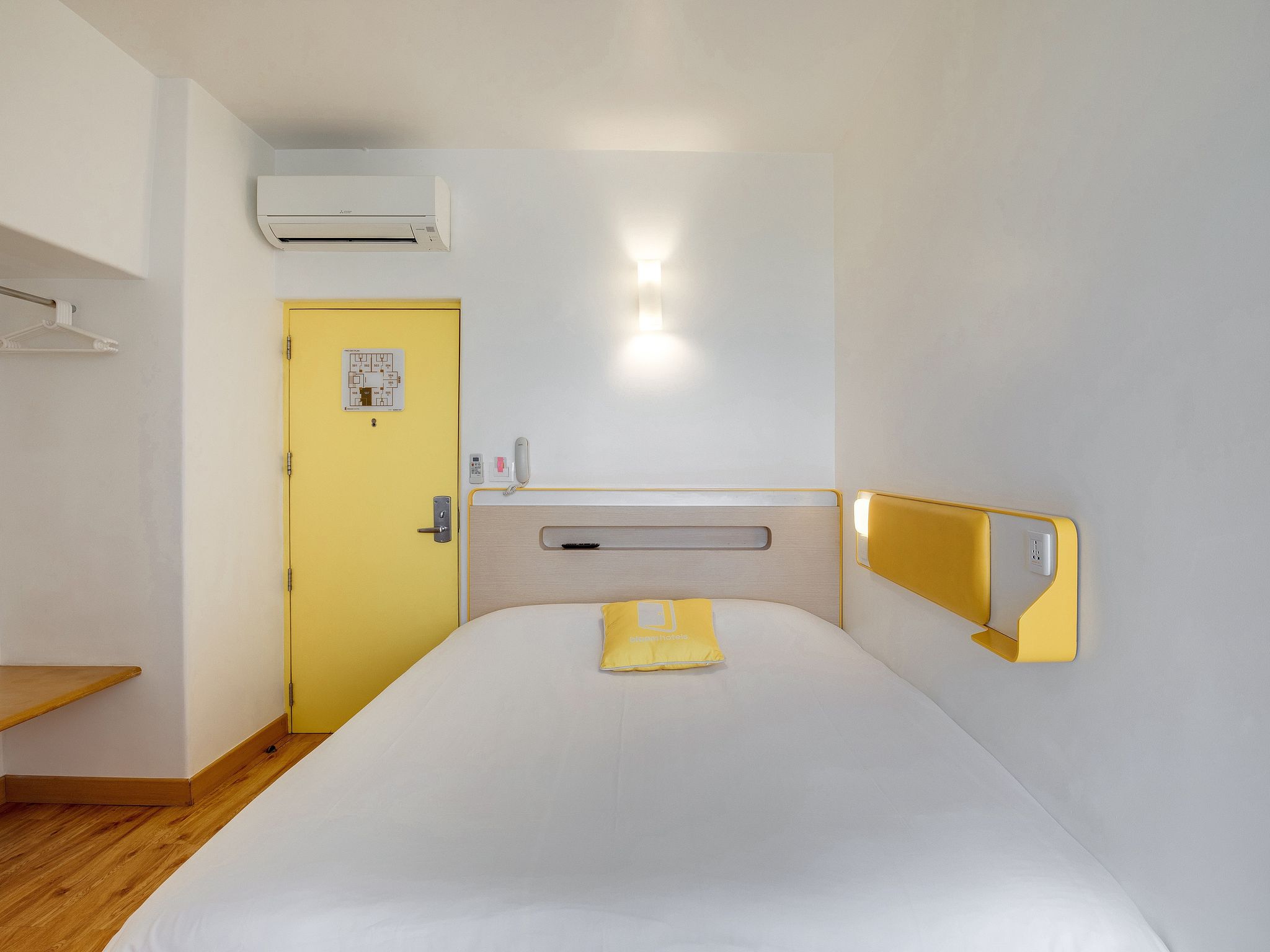 Bloomrooms Janpath Standard King Room 5