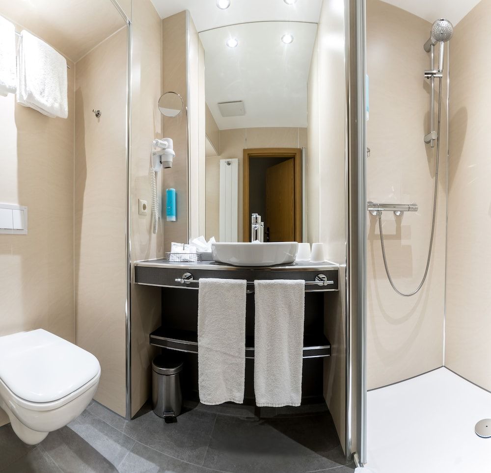 Hotel Saigerhuette Junior Suite 8