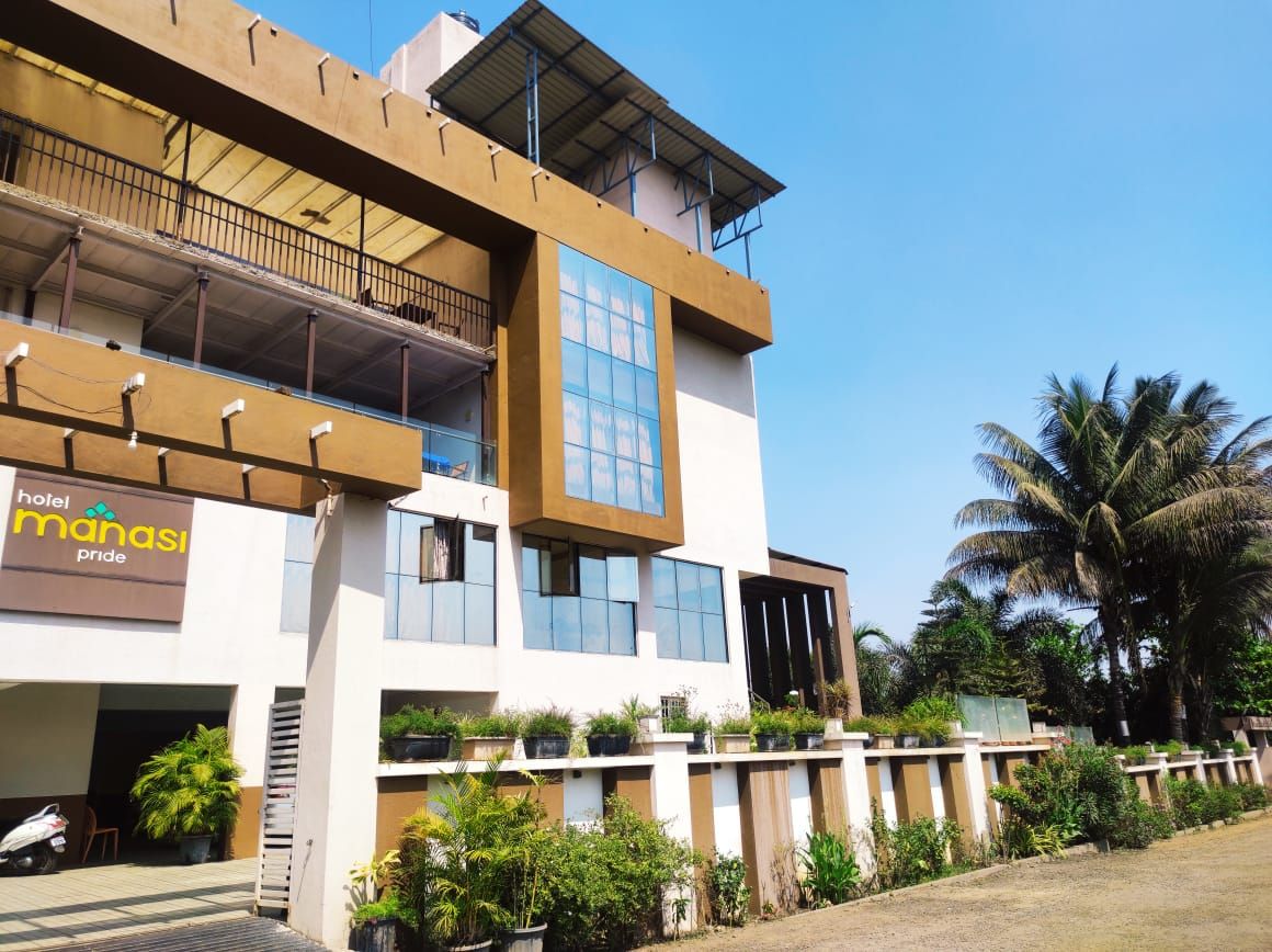 undefined Manasi Pride 9