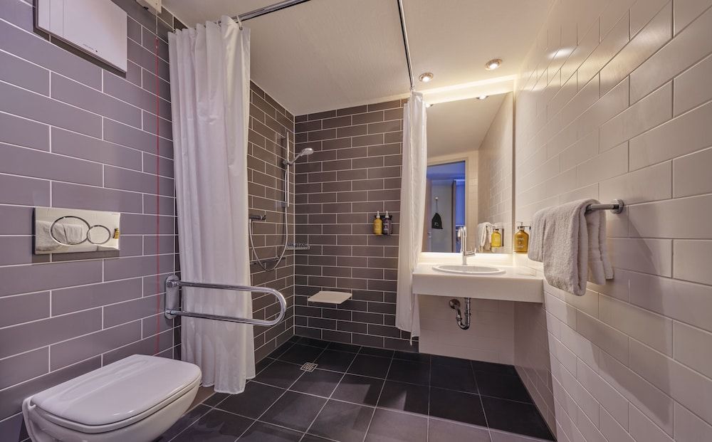 undefined Holiday Inn Express Frankfurt Messe by IHG 10
