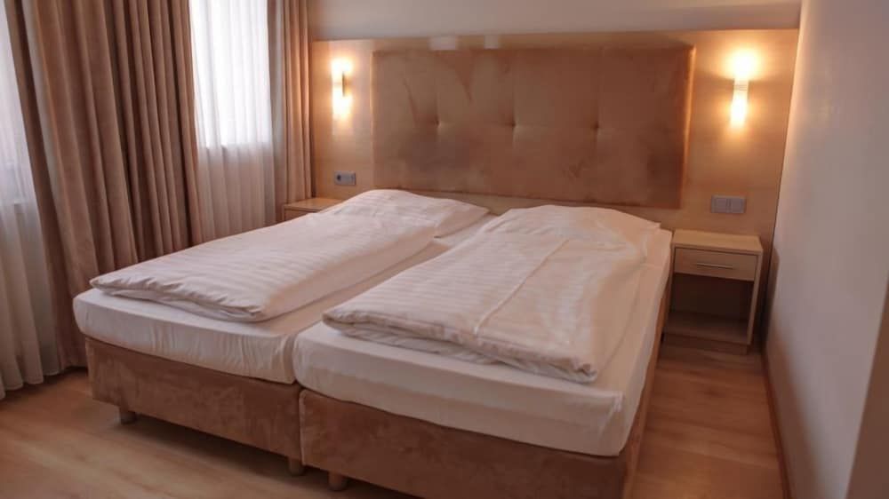 Hotel Am Kurfuerstenplatz - Messe Standard Double Room 6