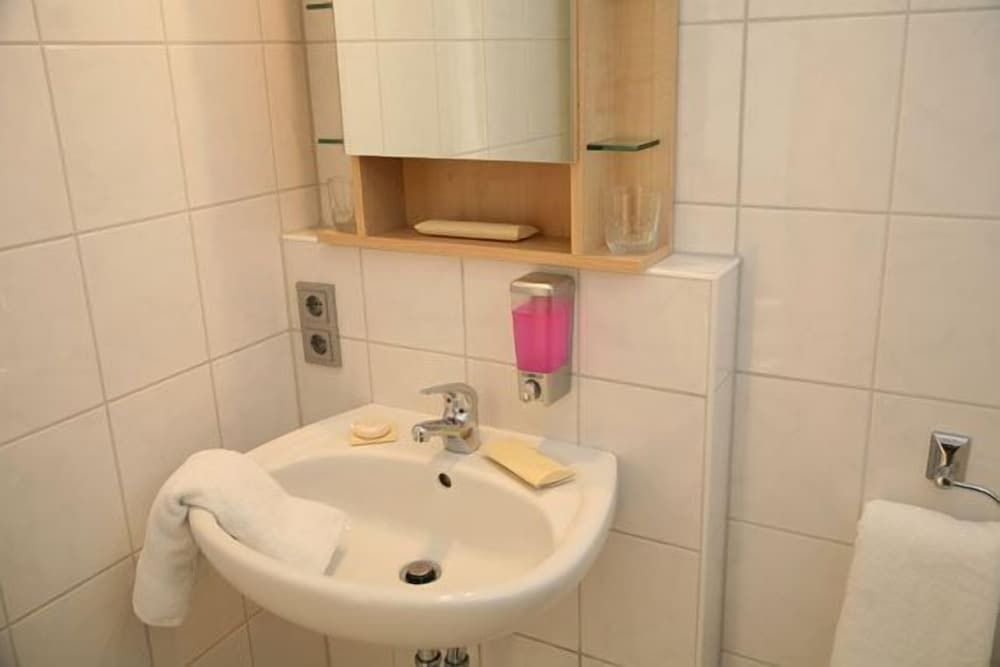 undefined Hotel Am Kurfuerstenplatz - Messe 10