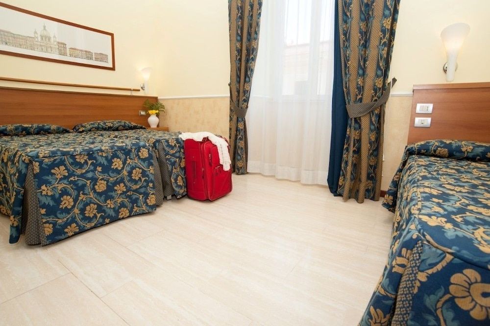 undefined Hotel Windrose 9