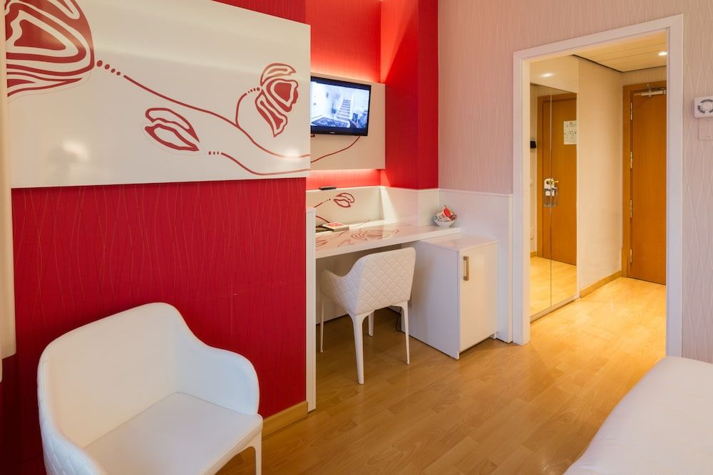 Hotel Nasco Double or Twin Room 14