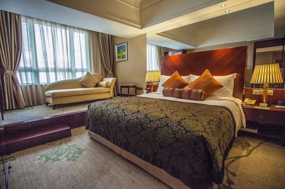 undefined Merry Hotel Shanghai 6
