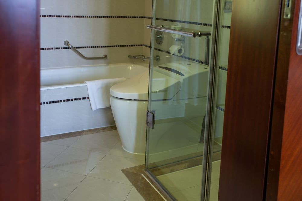 Merry Hotel Shanghai Deluxe Twin Room 3