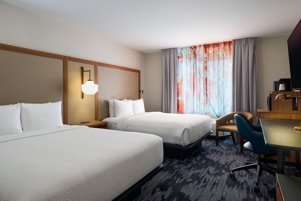 Room, 2 Queen Beds (Mobility/Hearing Accessible, Tub)