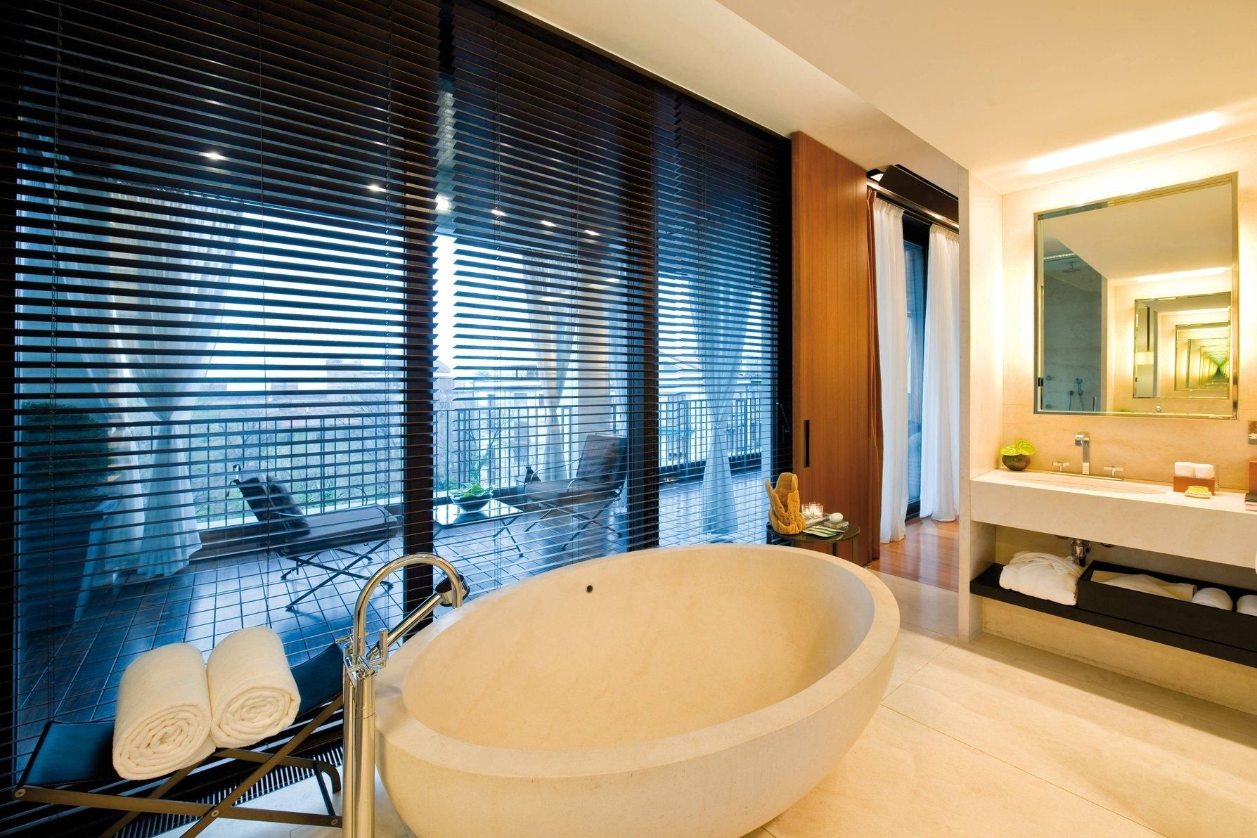 undefined Bvlgari Hotel Milano 2