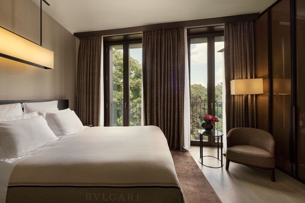 Bvlgari Hotel Milano Superior Room, 1 King Bed 4