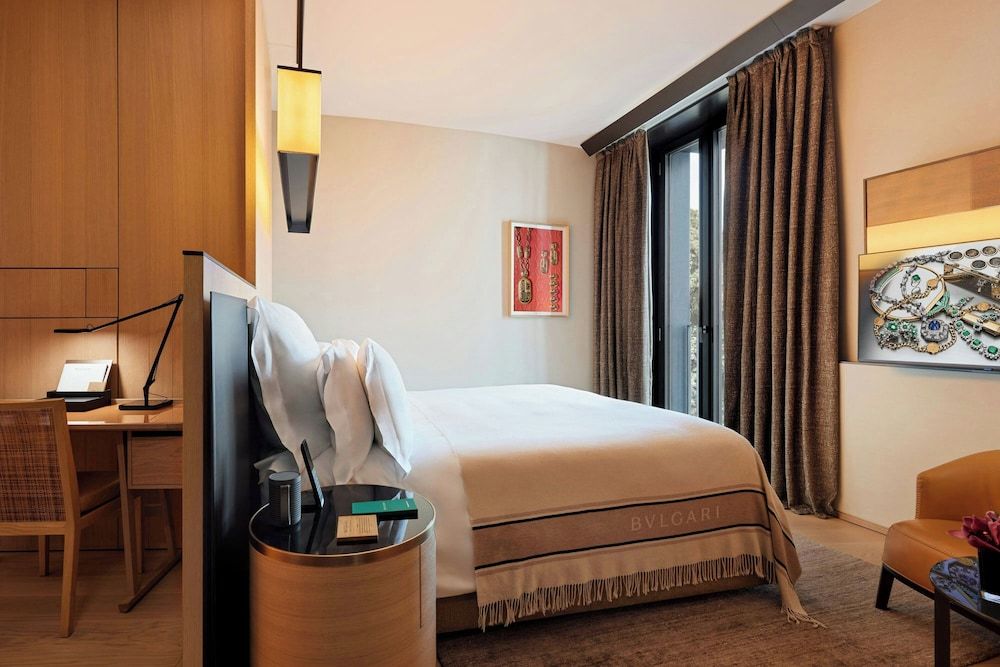 Bvlgari Hotel Milano Superior Room, 1 King Bed 2