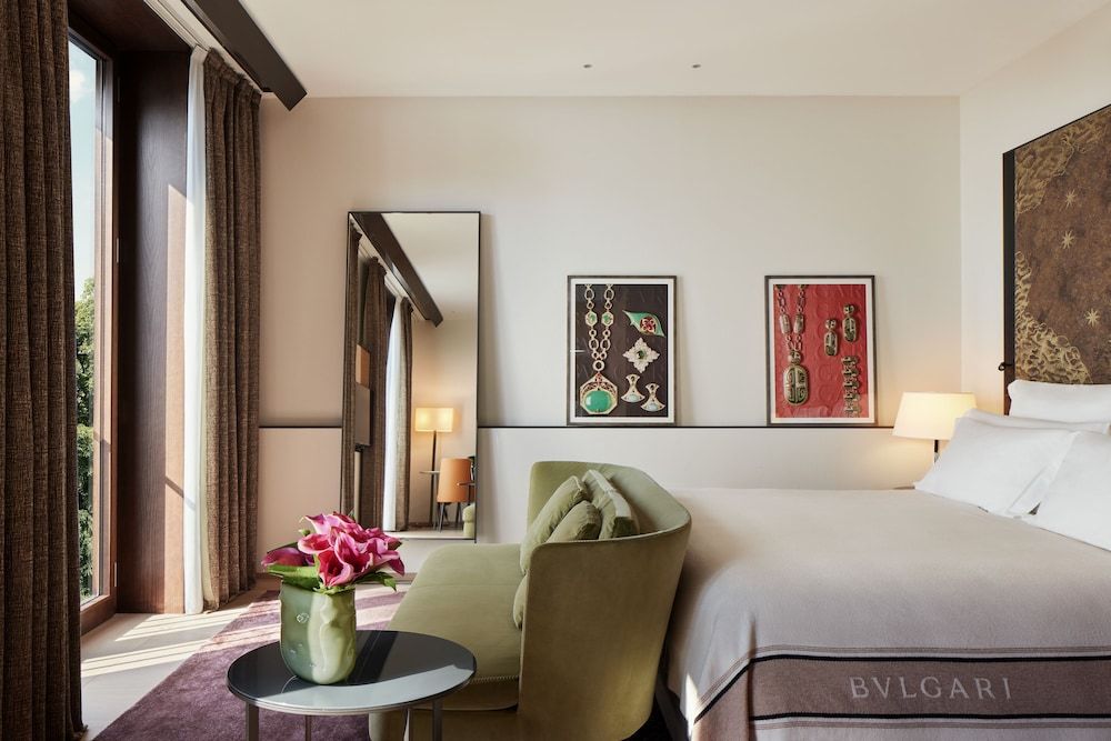 undefined Bvlgari Hotel Milano 5