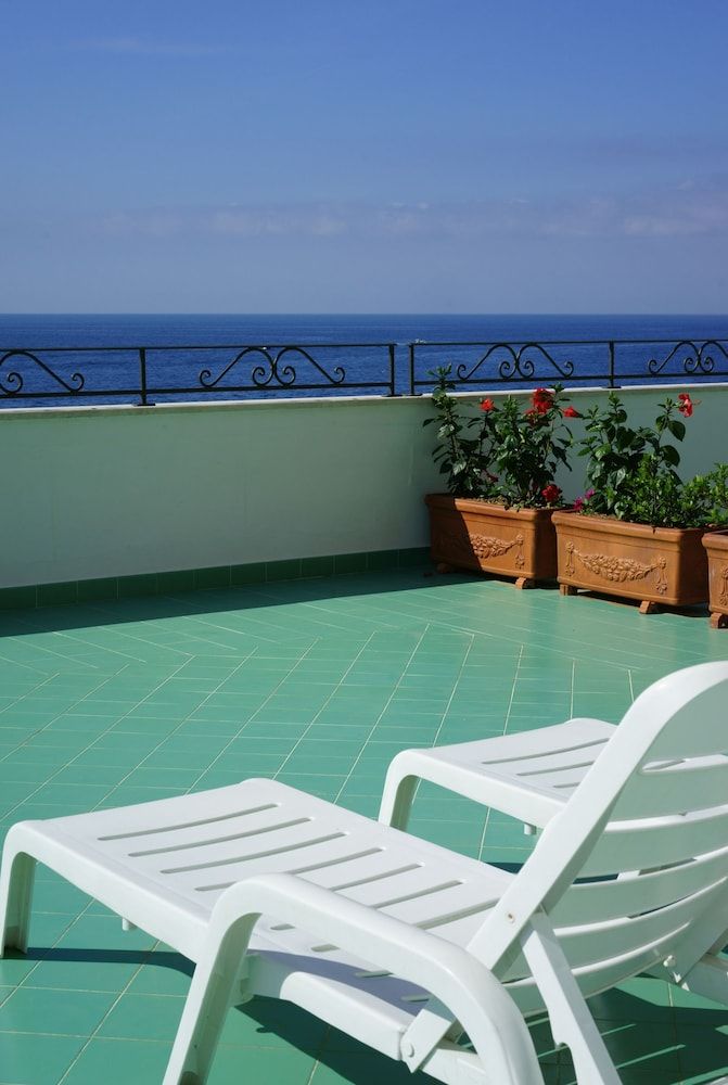 Hotel Aurora Superior Double or Twin Room, Terrace 10