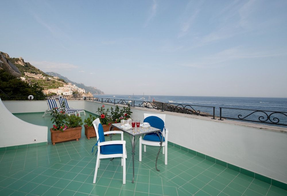 Hotel Aurora Superior Double or Twin Room, Terrace 9