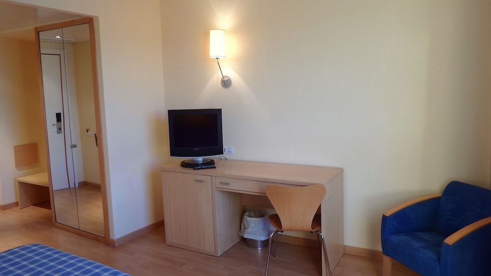 Flag Hotel Florazar Valencia Standard Double or Twin Room 12