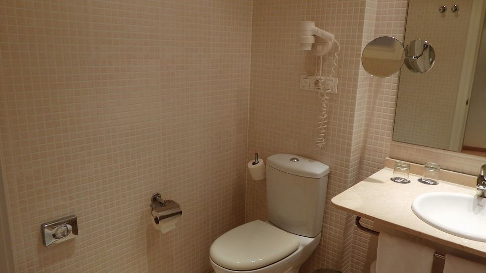 Flag Hotel Florazar Valencia Standard Double or Twin Room 7