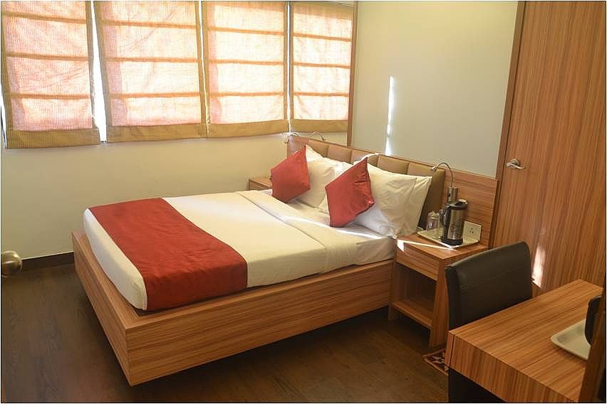 Hotel Plaza Chembur (East) Executive 5