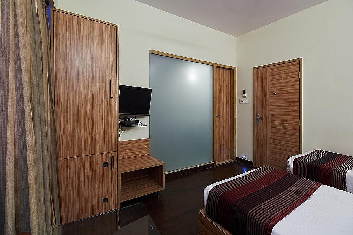 Hotel Plaza Chembur (East) Executive 9
