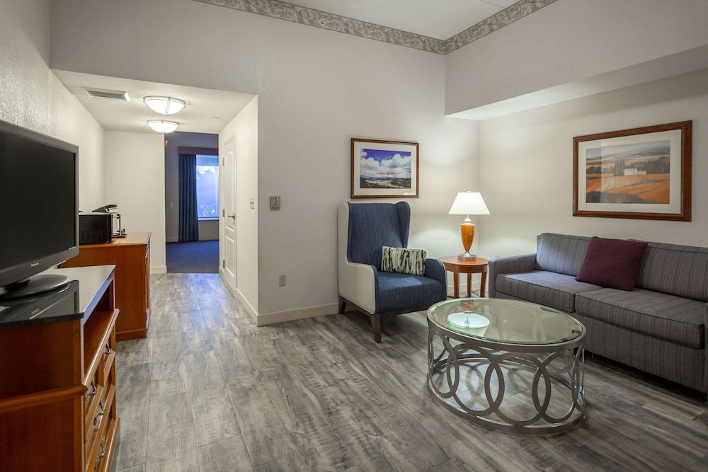 Junior Suite, 2 Queen Beds, Accessible