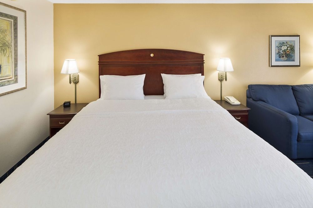 One king bed study non smoking