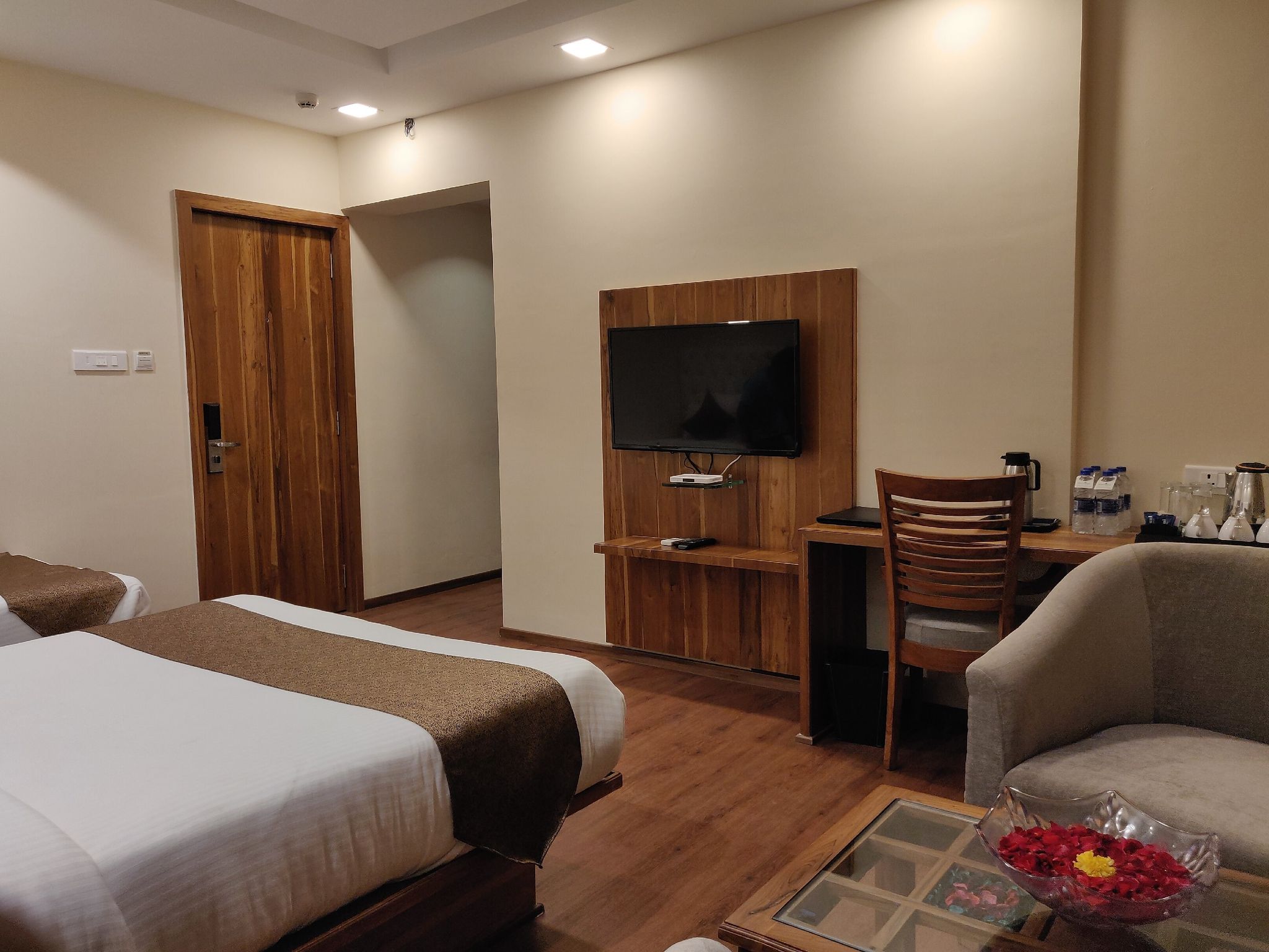 Sai Neem Tree Hotel Executive Double 15