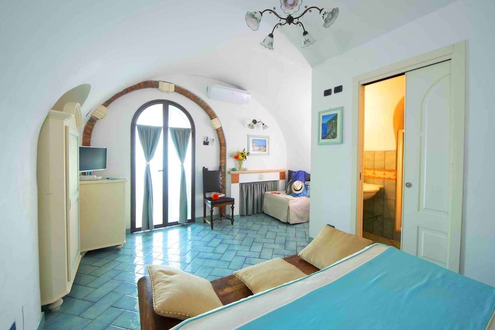 undefined Hotel La Ninfa 2