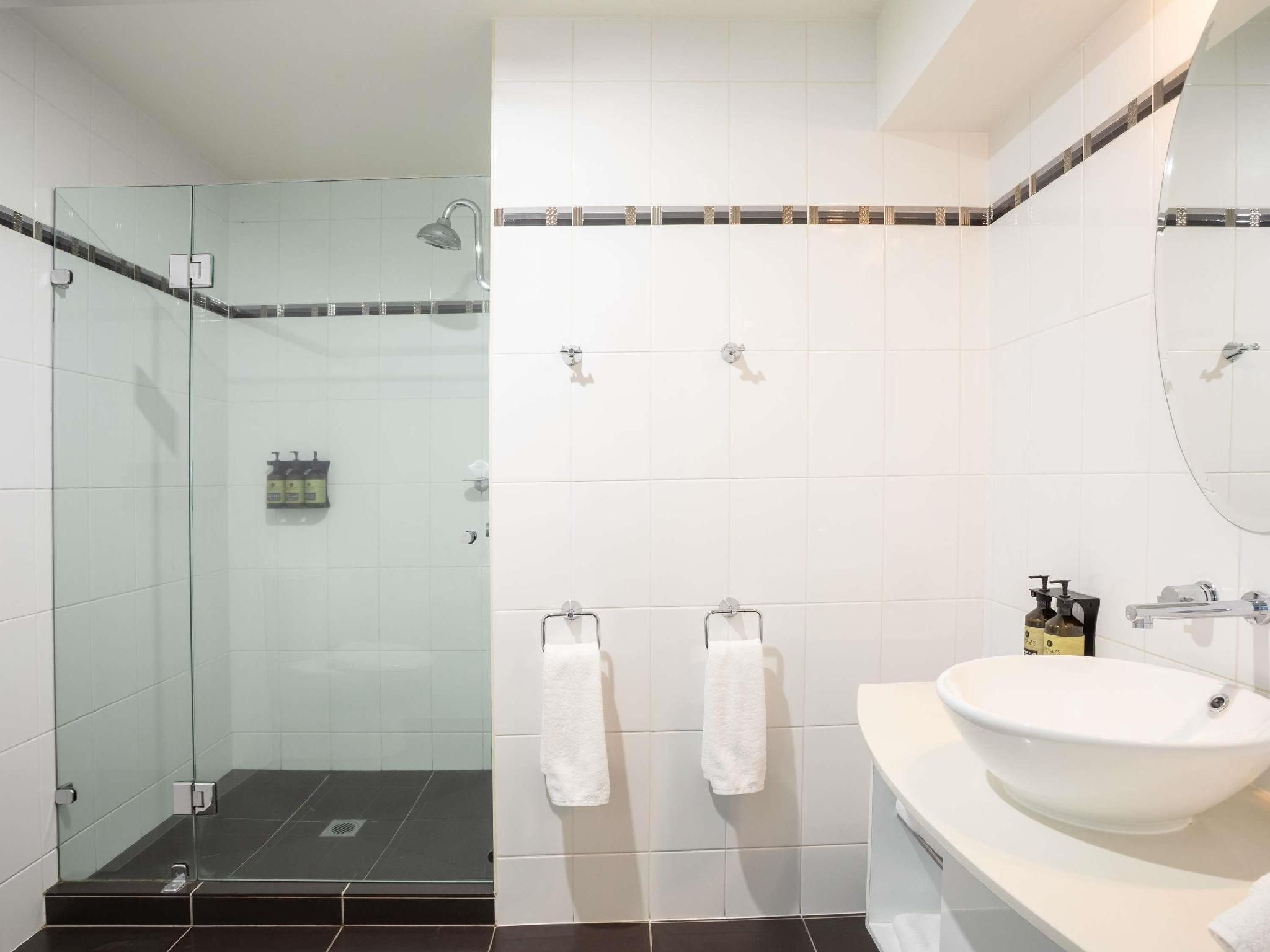 2 Bedroom City Views