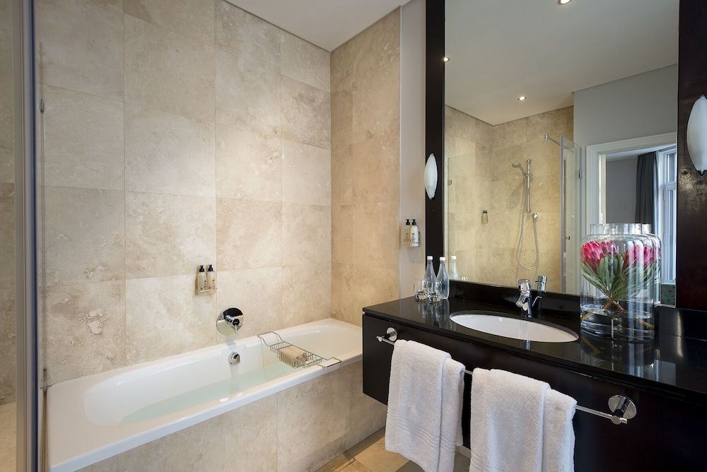 Grand Daddy Boutique Hotel Standard Room 9