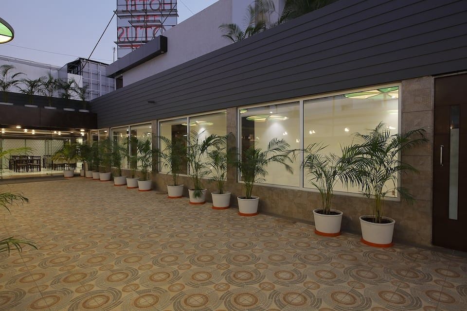 undefined Hotel The Lotus Park 6