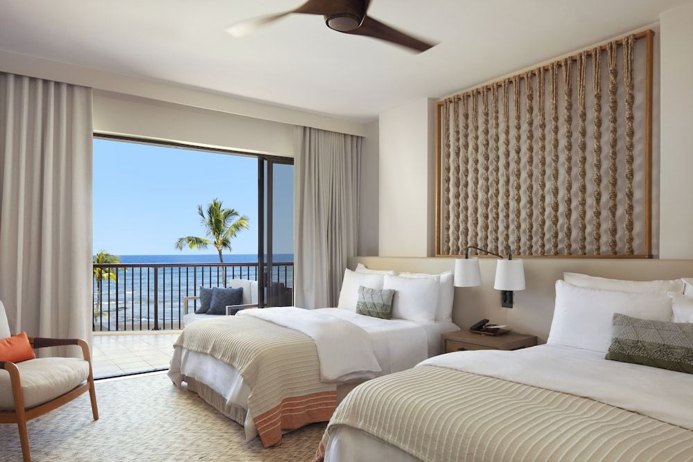 Room, 2 Queen Beds, Roll-in Shower, Oceanfront (Mobility/Hearing)