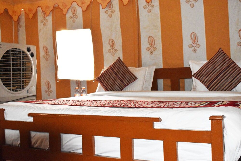 Mumal Desert Camp Luxury Tent, 1 Bedroom 8