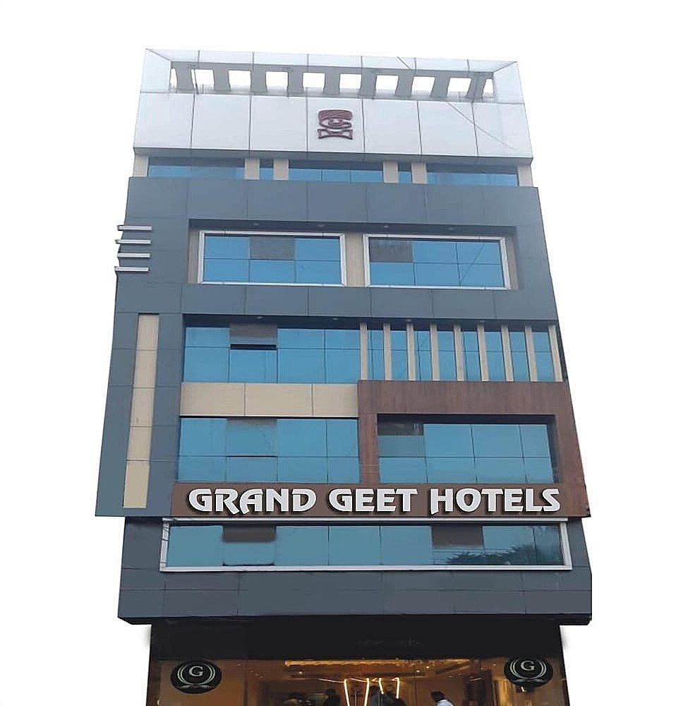undefined Hotel Grand Geet 9