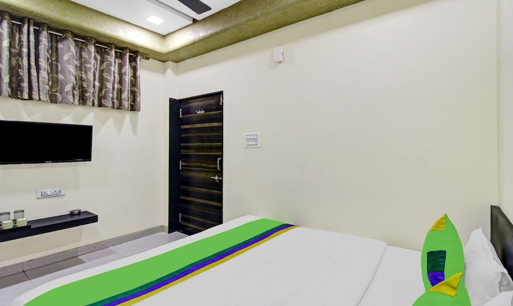 Treebo Baby Pearl Standard Double Room 10