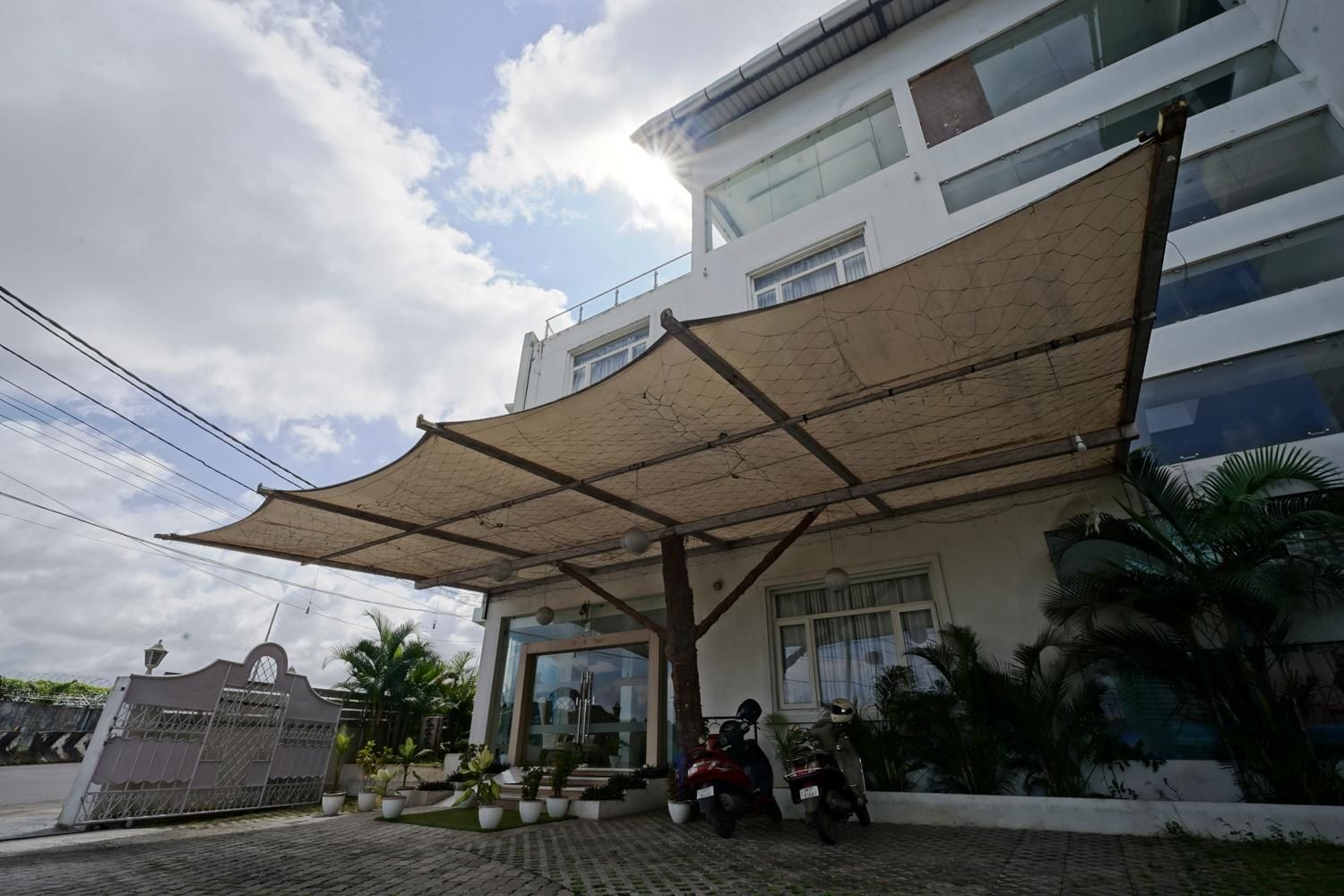 undefined Hotel Blue Waves 8