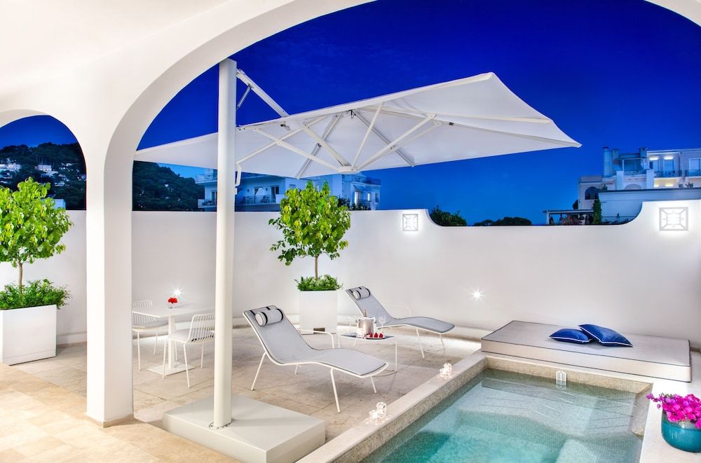 undefined Pazziella Garden & Suites 4