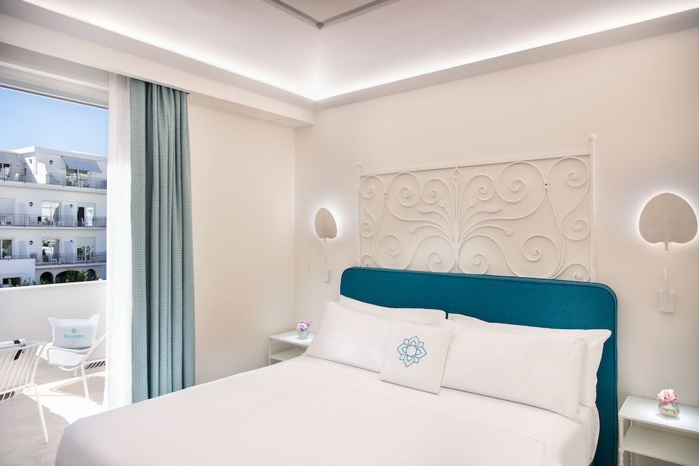 Whirlpool Terrace Suite