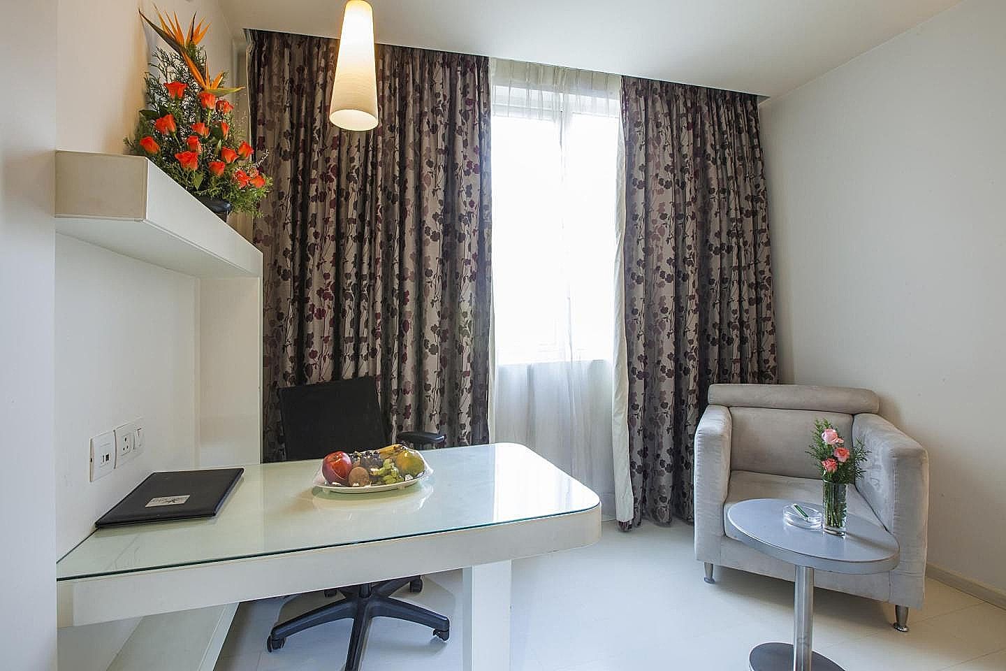 Blupetal - A Business Hotel Azure 11