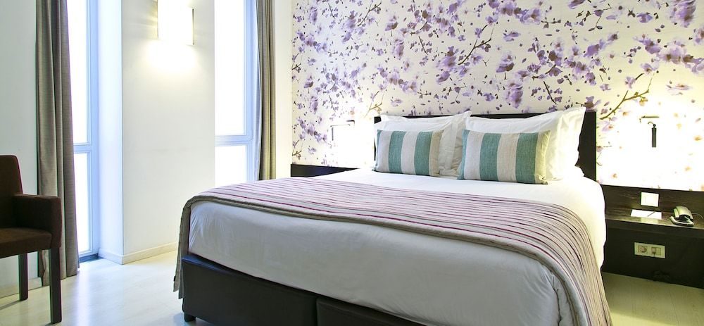 Internacional Design Hotel Standard Double or Twin Room (Interior View) 7