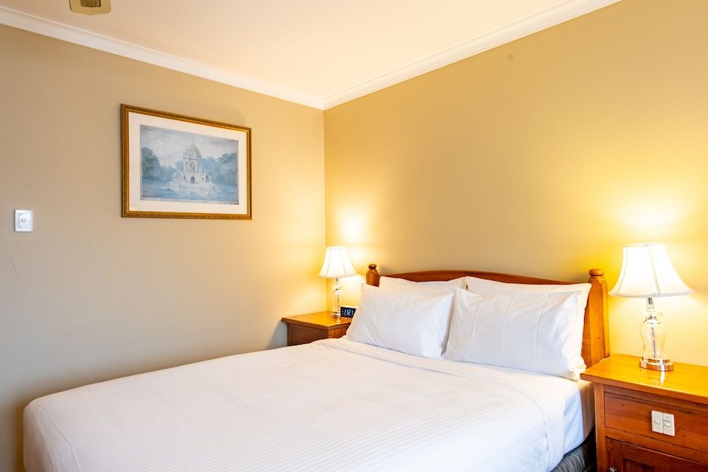 Gateway on Monash Boutique Hotel Standard Room 4