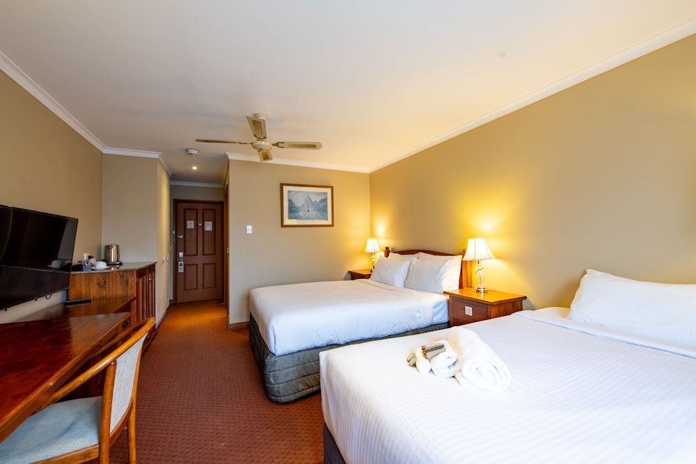 Gateway on Monash Boutique Hotel Deluxe Twin Room 4