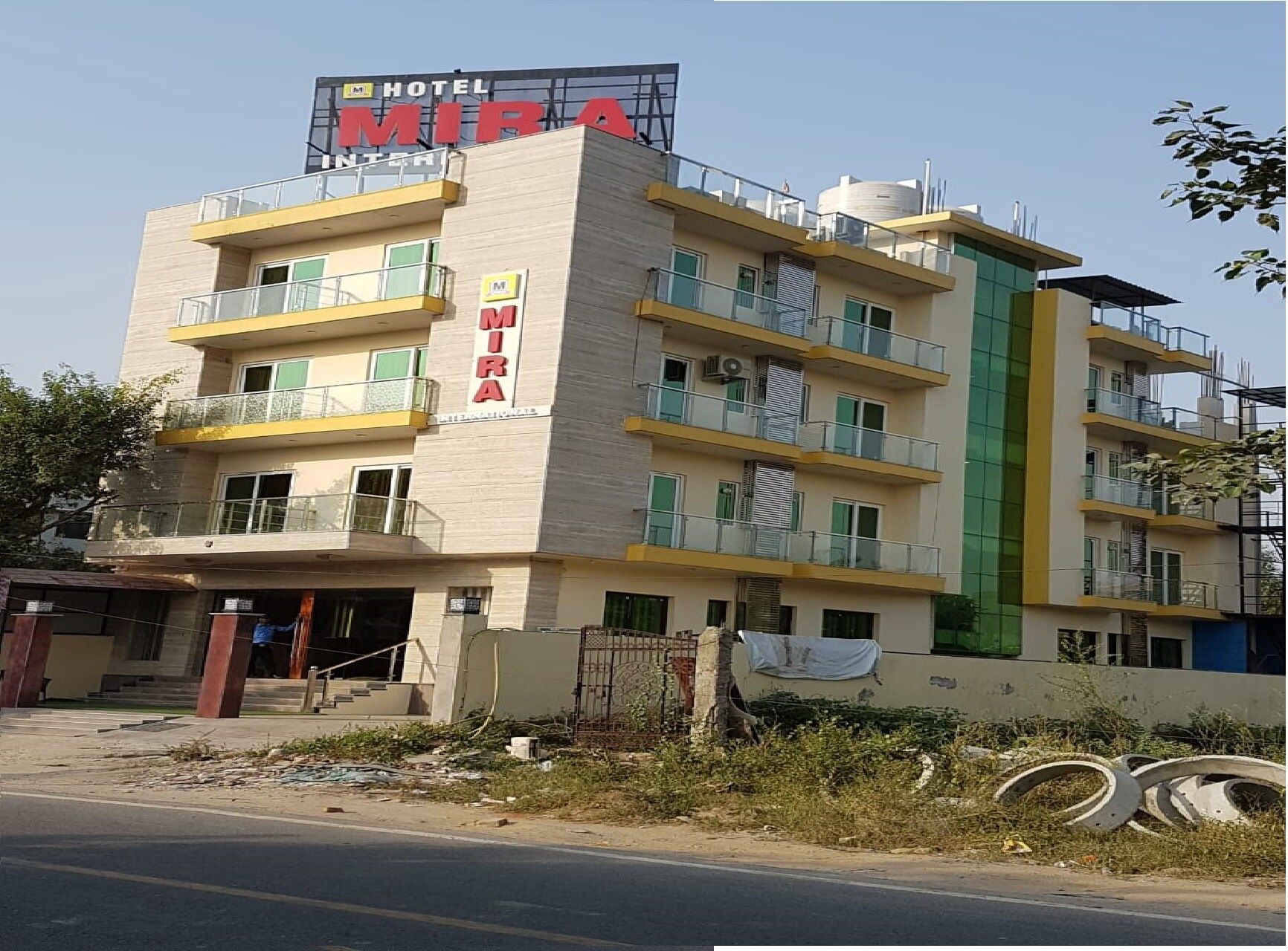 undefined Hotel Mira International 3