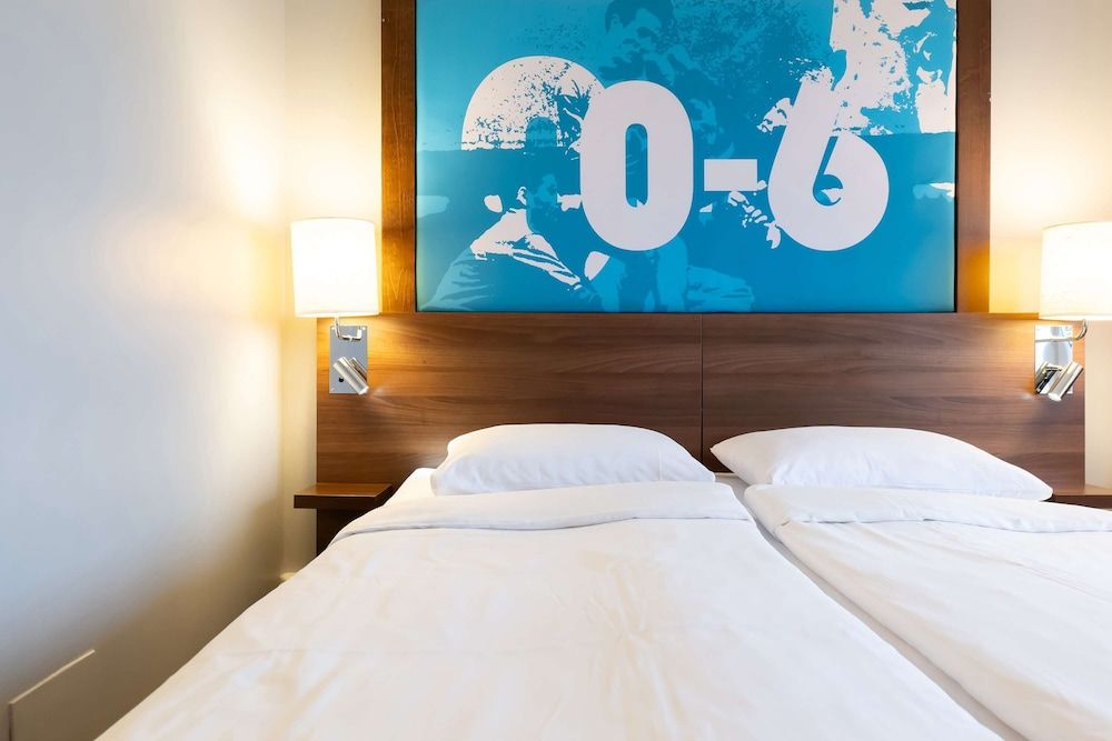 Standard Room, 1 Queen Bed, Non Smoking