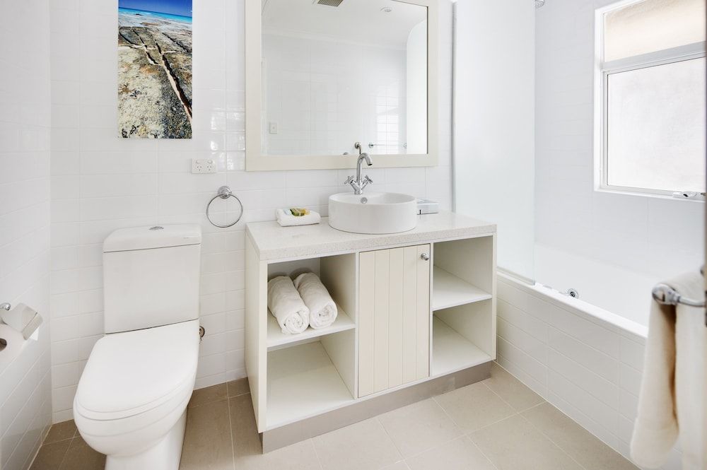 Seashells Broome Apartment, 1 Bedroom, Jetted Tub 5