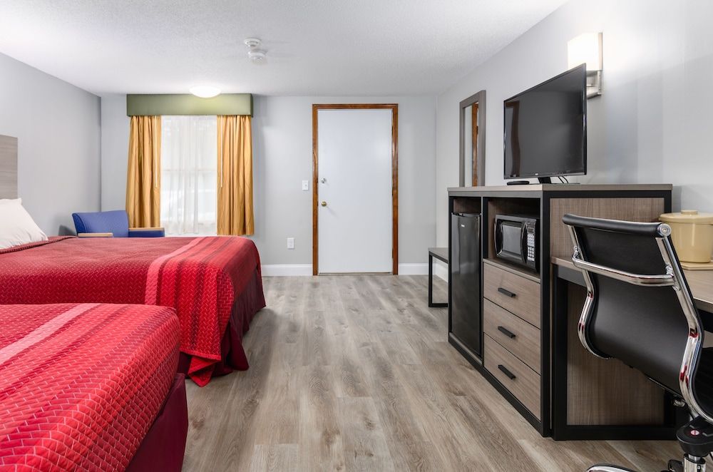 Captains Quarters Motel & Conference Center Deluxe Double Room, 2 Double Beds, Non Smoking 2