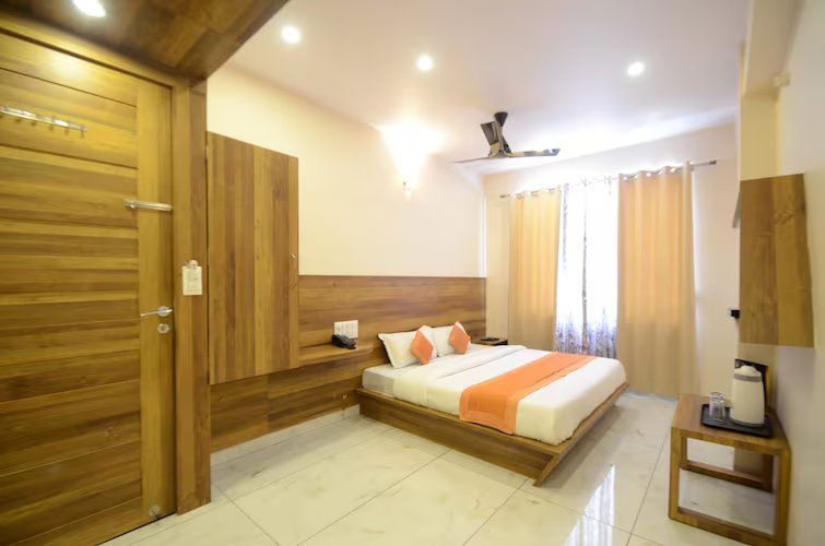 Super Deluxe AC Room